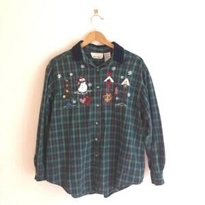 Vintage Casey and Max XL Christmas red plaid green button down shirt blouse